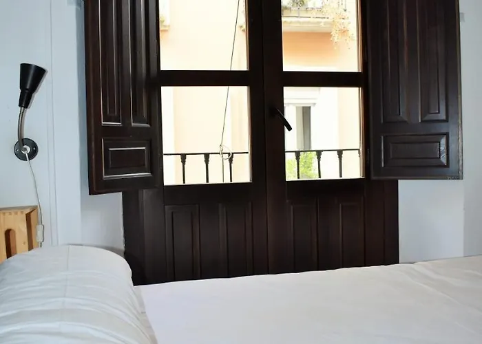 ゲストハウス ペンション カスティル *