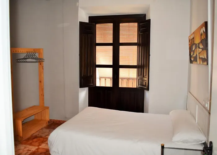 ペンション カスティル グラナダ