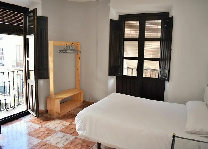 ペンション カスティル * グラナダ