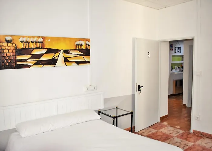 ペンション カスティル ゲストハウス