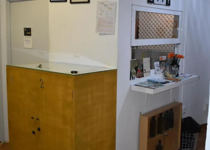 ペンション カスティル グラナダ